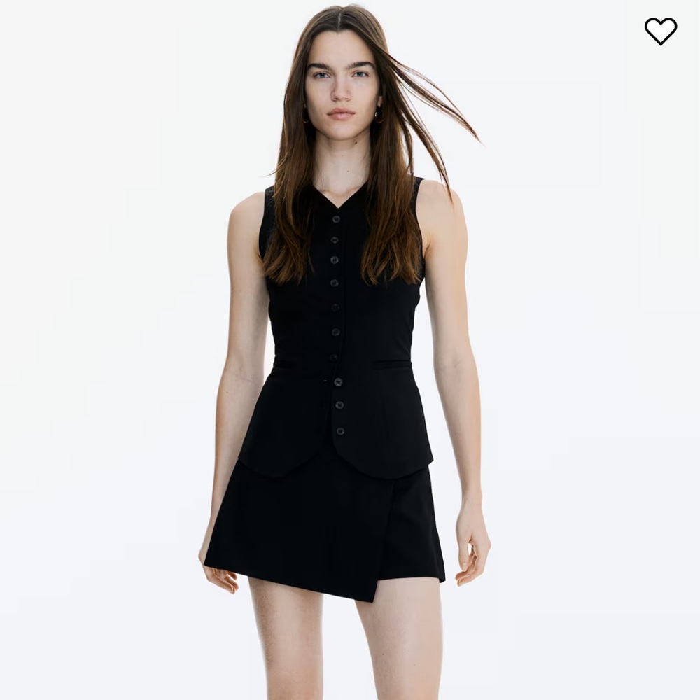 H&M Black Button-Front Sleeveless Vest Top
